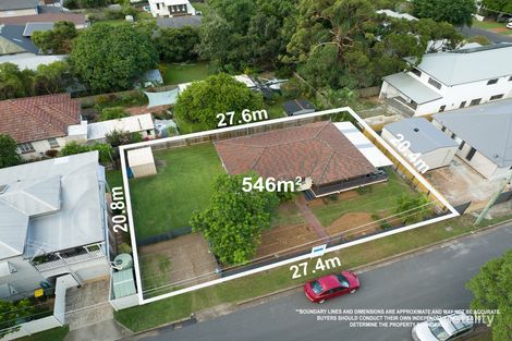 Property photo of 2 Bliss Street Gaythorne QLD 4051