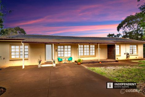 10 Finchley Ct, Mount Cottrell, VIC 3024