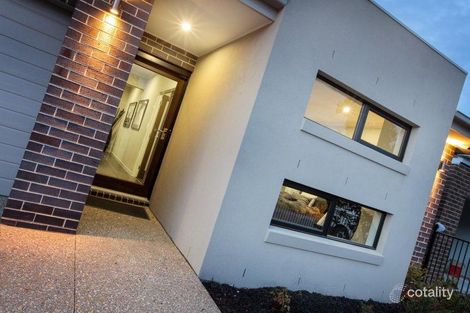 Property photo of 25 Mercantour Boulevard Tarneit VIC 3029