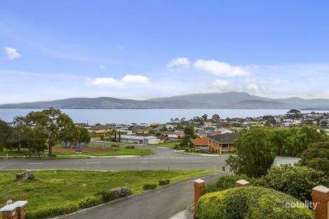 Property photo of 2/502 Oceana Drive Howrah TAS 7018