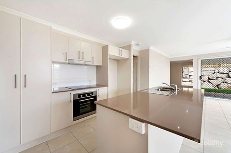 Property photo of 33 Flora Terrace Pimpama QLD 4209