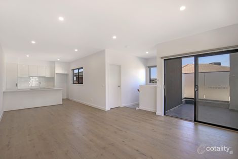 Property photo of 2 Mullavey Place Werribee VIC 3030