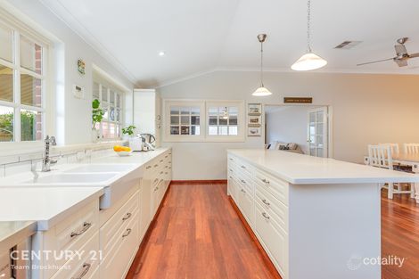 Property photo of 7 Barnett Close Huntingdale WA 6110