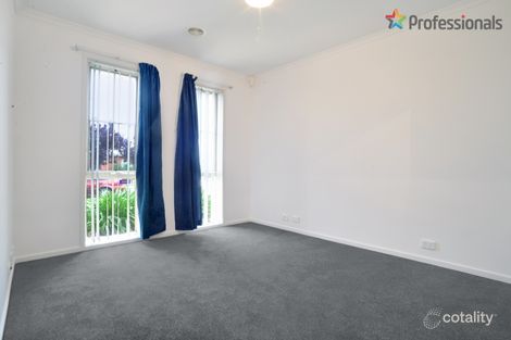 Property photo of 7 Verdon Avenue Caroline Springs VIC 3023