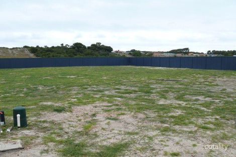 Property photo of 1 Lee Close Sinclair WA 6450