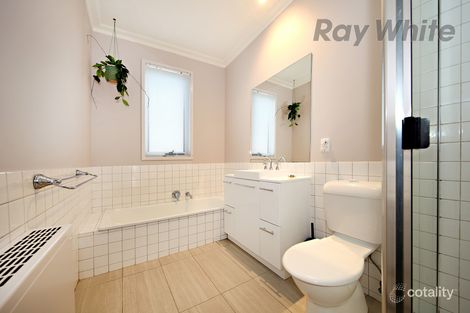 Property photo of 17 Gallery Place Point Cook VIC 3030