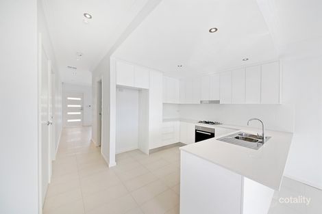 Property photo of 27 Firetail Circuit Cranebrook NSW 2749