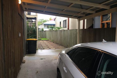Property photo of 38 Rosina Street Kangaroo Point QLD 4169
