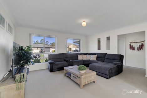 Property photo of 11 Robinia Way Cessnock NSW 2325
