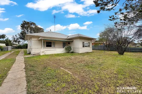 2 Asquith Res, Warracknabeal, VIC 3393