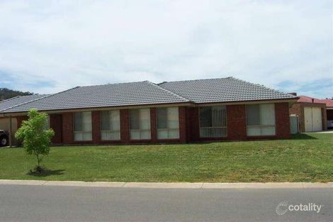 Property photo of 18 Saunders Crescent Wodonga VIC 3690