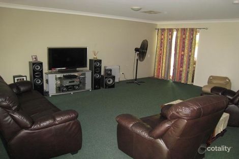 Property photo of 4A Yvette Court Emerald QLD 4720