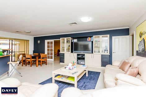 Property photo of 4 Marchese Pass Stirling WA 6021