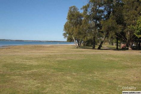 Property photo of 4 Falkinder Avenue Paradise Point QLD 4216