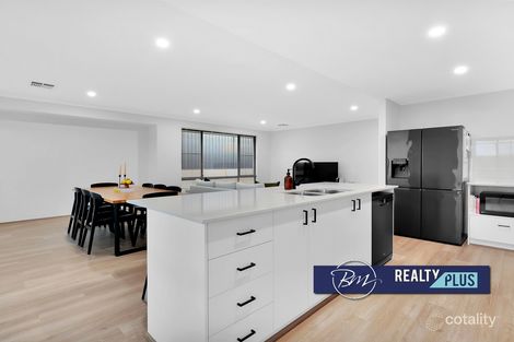 Property photo of 27 Azure Terrace Lake Coogee WA 6166