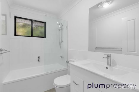 Property photo of 3/10 Greenlaw Street Indooroopilly QLD 4068