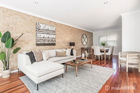 Property photo of 2 Tabard Place Illawong NSW 2234