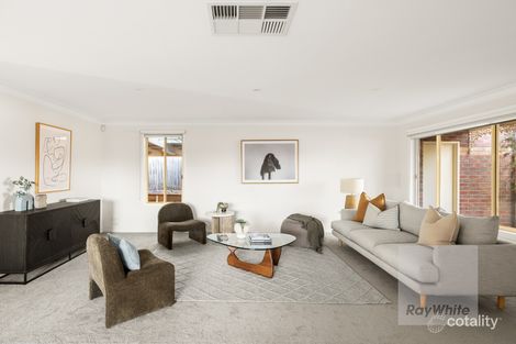 Property photo of 20 Templeton Drive Mill Park VIC 3082