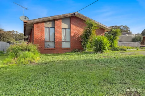 1/6 Ironbark Dr, Maryborough, VIC 3465