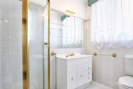 Property photo of 82 Hothlyn Drive Craigieburn VIC 3064