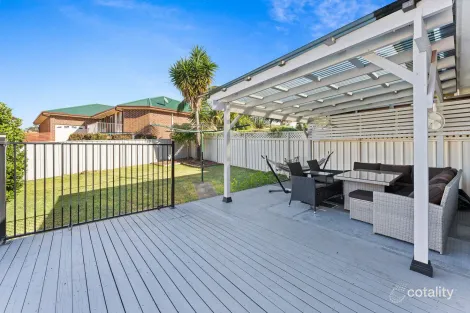 Property photo of 1/52 Glider Avenue Blackbutt NSW 2529