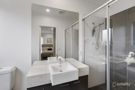 Property photo of 32 Bladensburg Drive Waterford QLD 4133