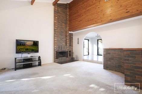 Property photo of 10 Larnook Street Bracken Ridge QLD 4017