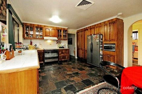 Property photo of 10 Sunndal Close St Clair NSW 2759