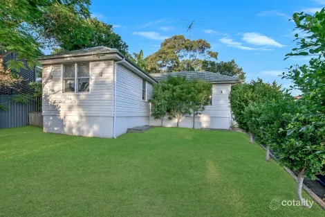 Property photo of 1 Dawn Drive Seven Hills NSW 2147