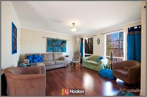 Property photo of 19 Gamban Square Ngunnawal ACT 2913