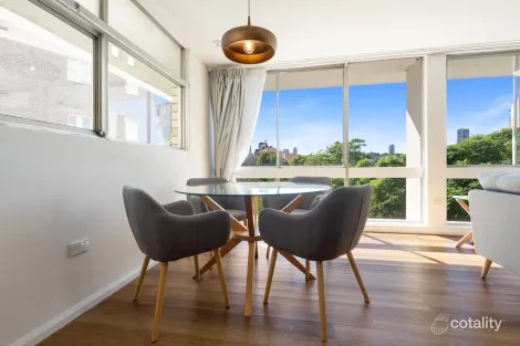Property photo of 9/41-49 Roslyn Gardens Elizabeth Bay NSW 2011