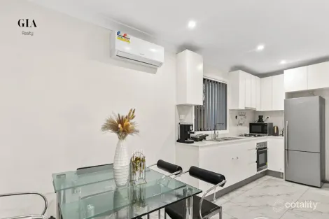 Property photo of 8 Hill Road Lurnea NSW 2170