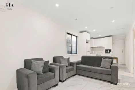 Property photo of 8 Hill Road Lurnea NSW 2170