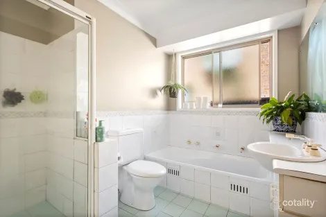 Property photo of 25 Chippendale Place Helensburgh NSW 2508