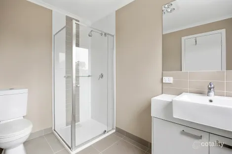 Property photo of 1 Lorne Terrace Flora Hill VIC 3550