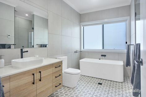 Property photo of 8 Tee Close Worrigee NSW 2540
