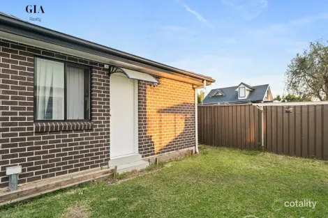 8 Hill Rd, Lurnea, NSW 2170