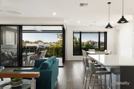 Property photo of 39 Marina View Drive Pelican Waters QLD 4551