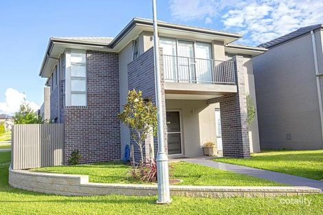 140 Robey Ave, Middleton Grange, NSW 2171