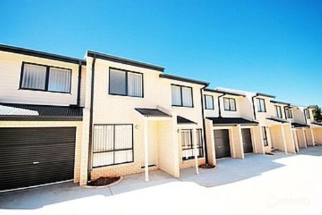 Property photo of 1/38 Kenneally Street Kooringal NSW 2650