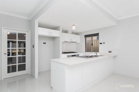 Property photo of 3 Prespa Loop Success WA 6164