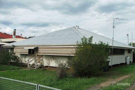 94 Dragon St, Warwick, QLD 4370