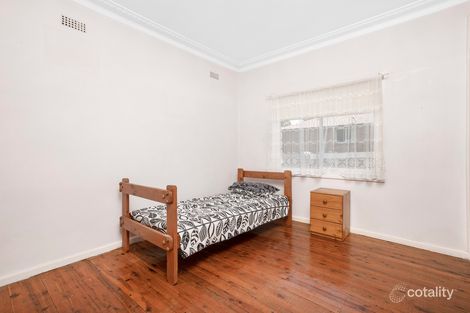 Property photo of 210 Old Kent Road Greenacre NSW 2190