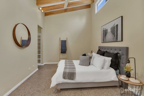 Property photo of 2/32 Gabrielle Close Werribee VIC 3030