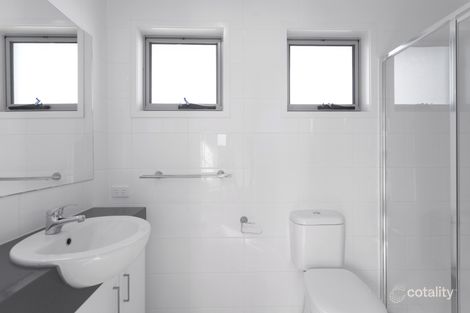 Property photo of 1/76 Cinnamon Drive Glenella QLD 4740