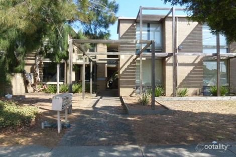 Property photo of 2/152 Bellerine Street Geelong VIC 3220