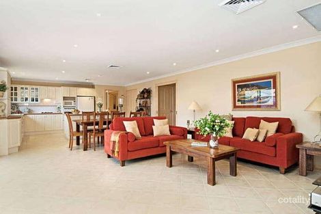 Property photo of 5 Dunbar Place Kellyville NSW 2155