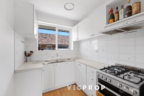 Property photo of 9/4 Marriott Street St Kilda VIC 3182