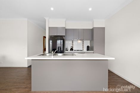 Property photo of 8 Jordy Place Brown Hill VIC 3350