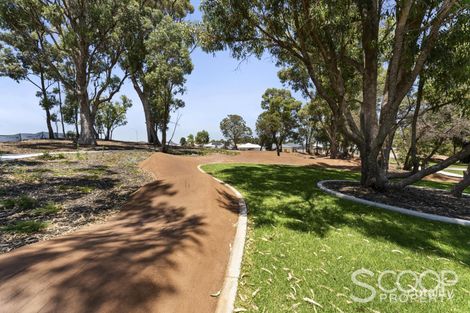 15 Camperdown Way, Lakelands, WA 6180